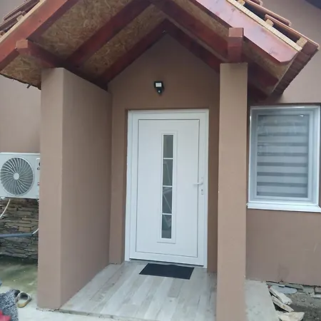 Апартаменты Holidday House The Lux *