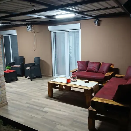 Holidday House The Lux Apatin