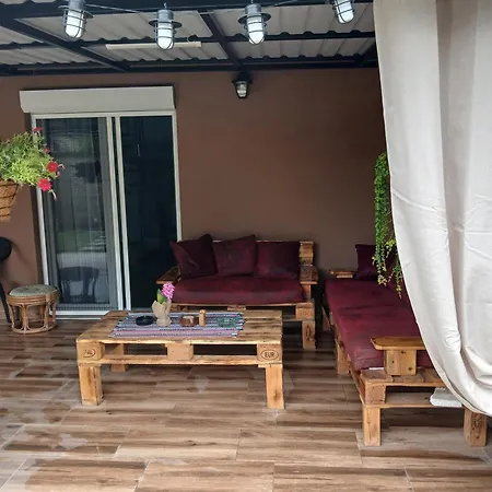 Апартаменты Holidday House The Lux