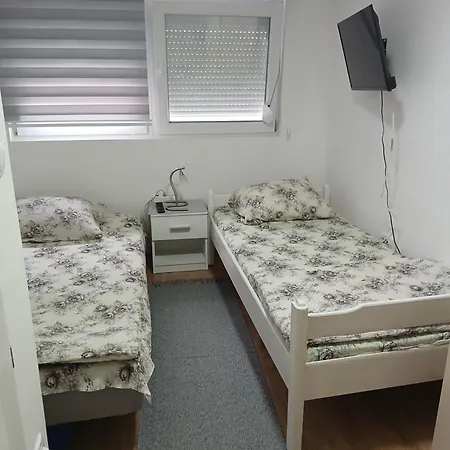 Holidday House The Lux *