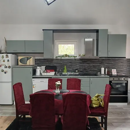 Holidday House The Lux Apartamento *