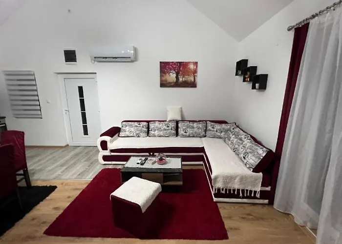 Holidday House The Lux Apartamento *